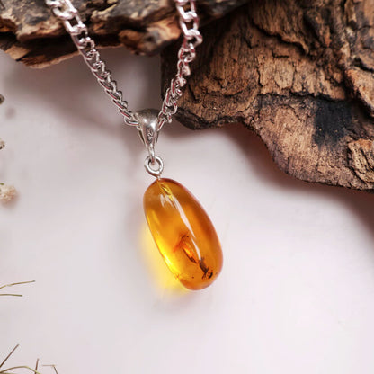 Amber Pendant Insect In Silver (0-1GM)