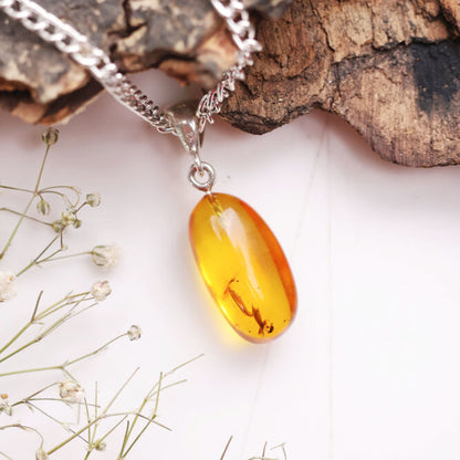Amber Pendant Insect In Silver (0-1GM)